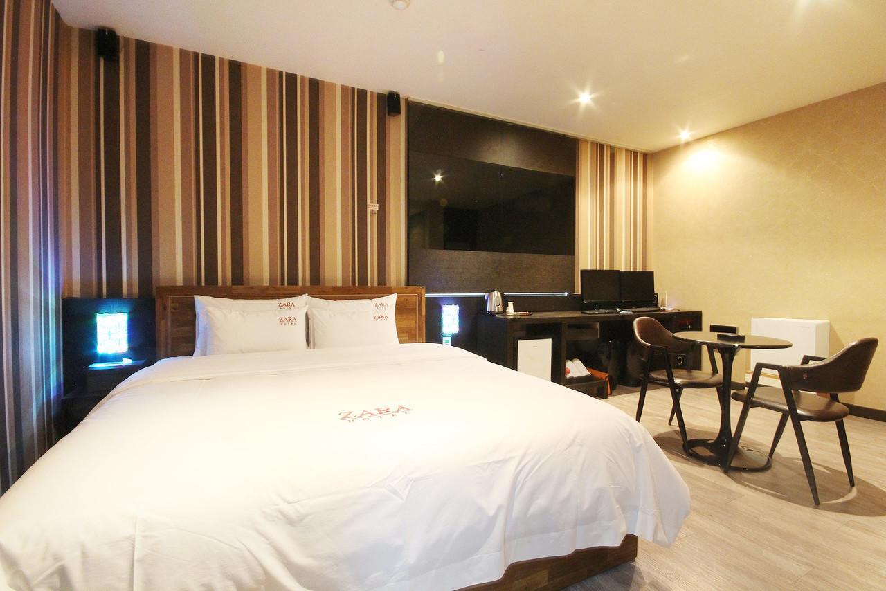 Hotel Zara Чангуон Екстериор снимка