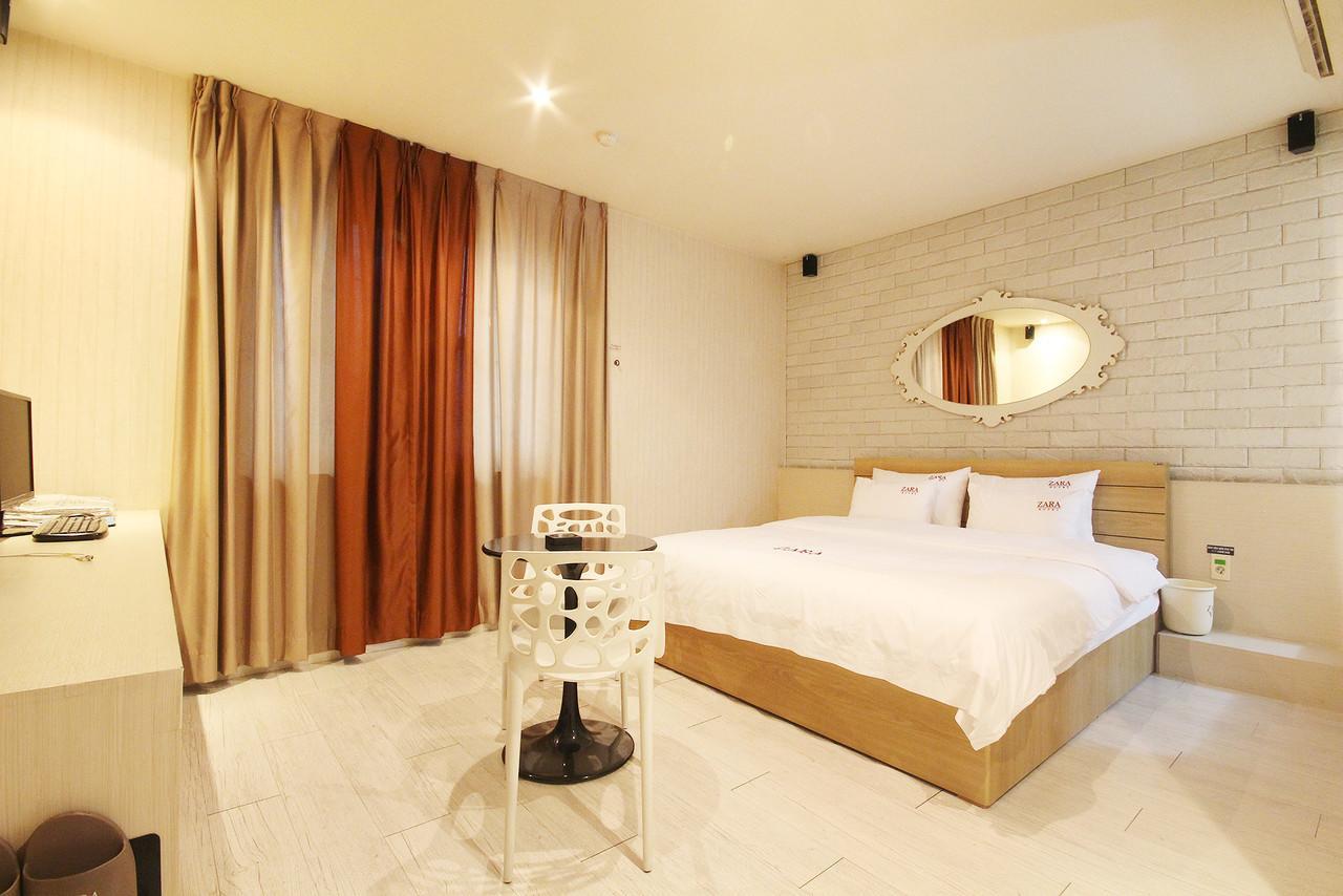 Hotel Zara Чангуон Екстериор снимка